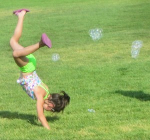 Cartwheels and bubbles !