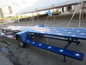 Nifty towable picnic tables